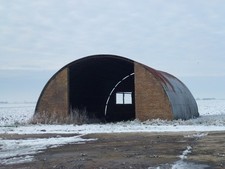 Photo A1 Empty Nissen hut near